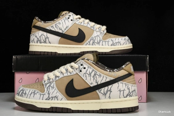 PRM QS  Dunk  CT5053-010 Nike SB Low 0812